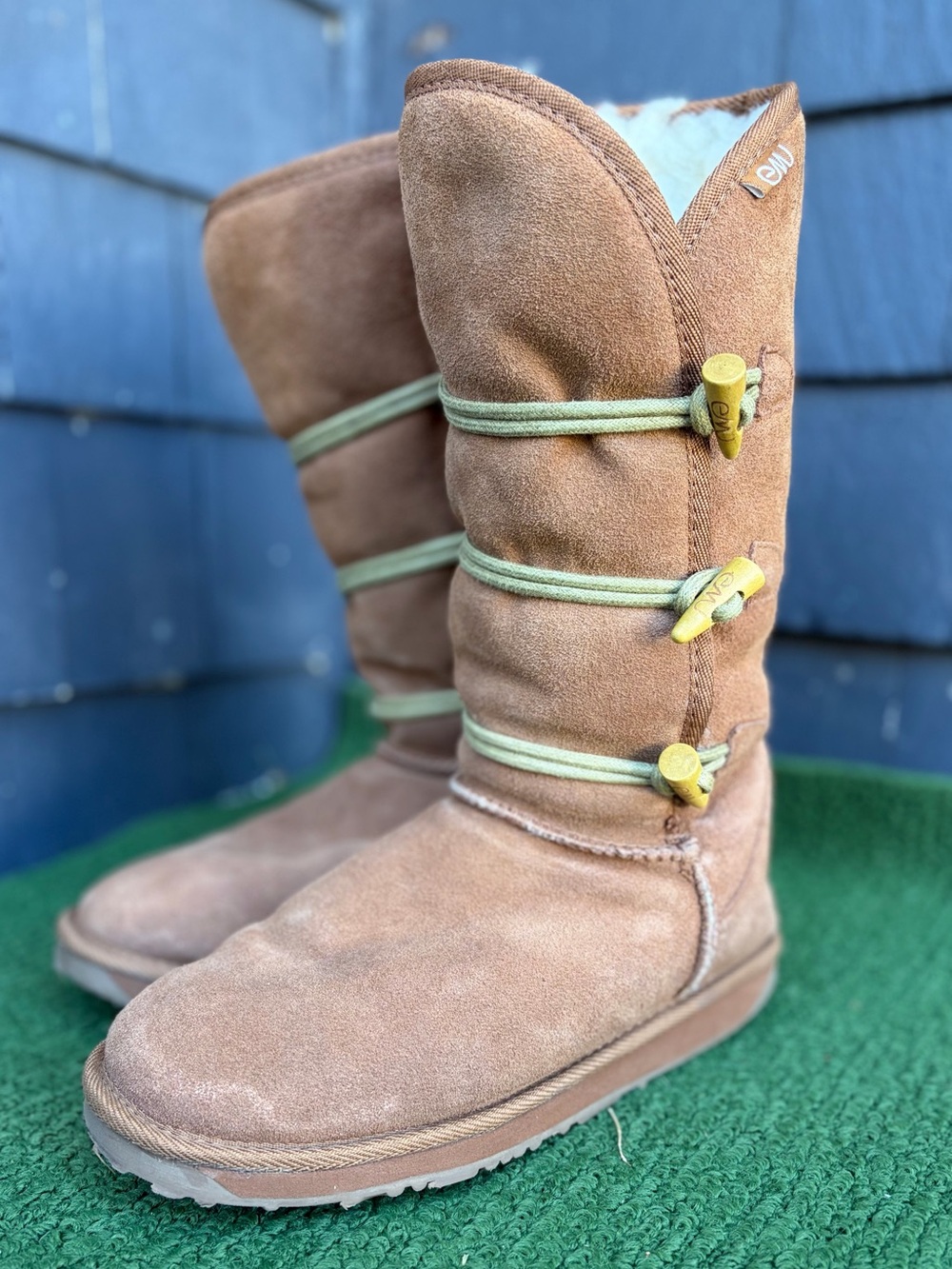 EMU Brown Suede Winter Boots with toggle buttons